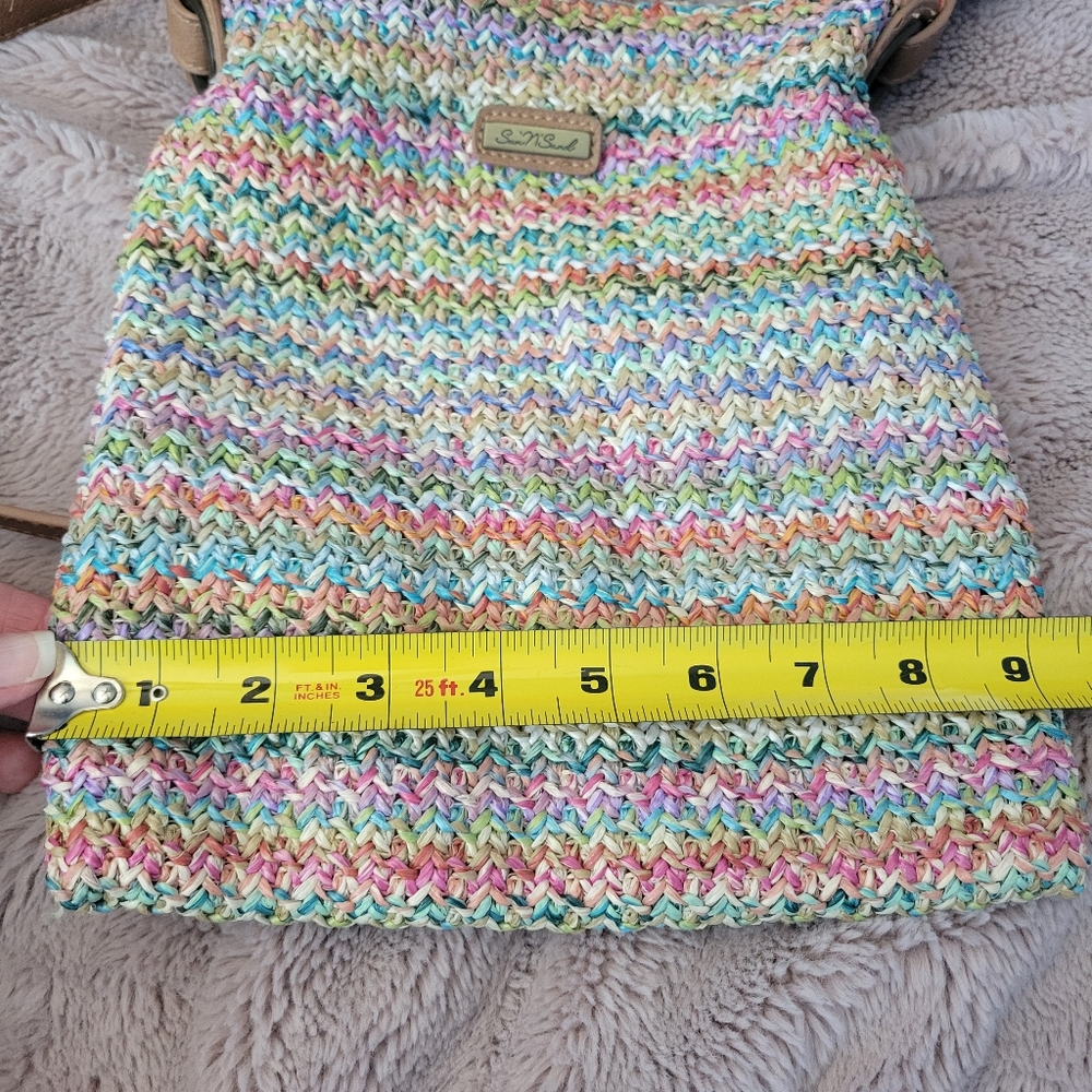 Colorful Woven Shoulder Bag - Picture 2 of 7